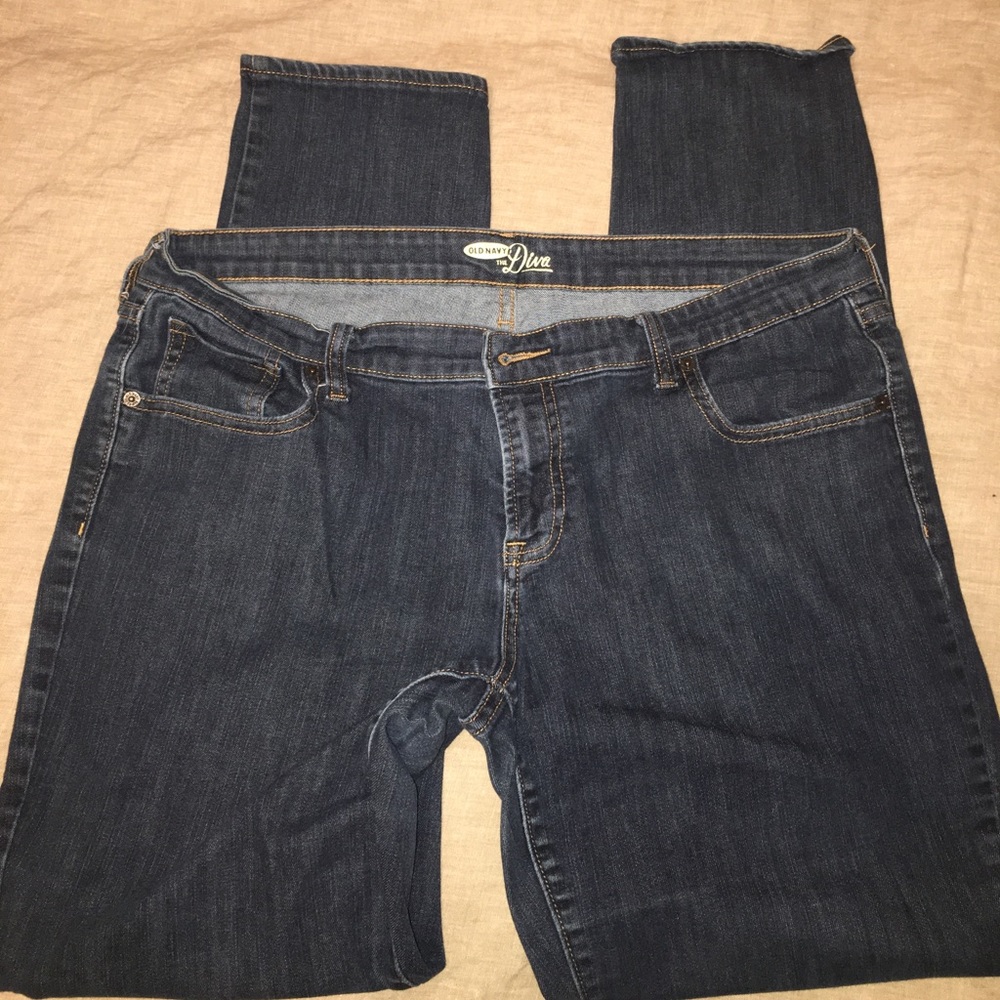 Old Navy jeans. Skinny leg. Size 16. Dark wash
